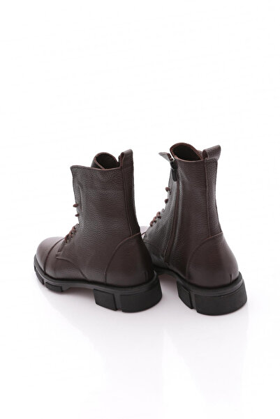 DGN 841 Ανδρικές μπότες με λεπτομέρειες