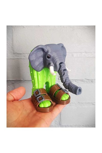 NozzleCraft Lirili Larila Brainrot Figure Toy