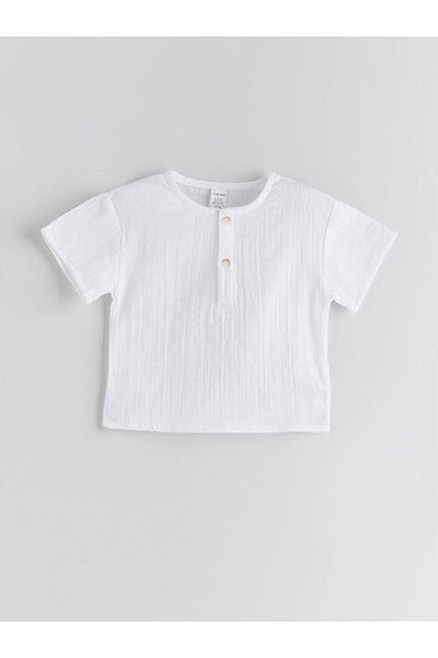LC Waikiki Crew Neck Baby Boy Shirt and Shorts 2-Piece (S5)