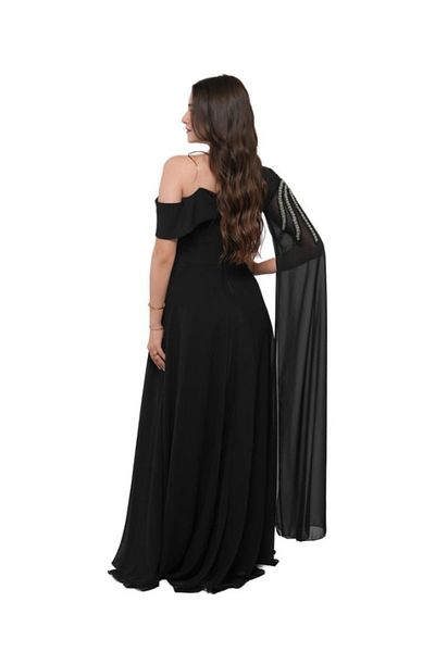 Nice Model Black Chiffon Evening Dress with Embroidered Details One Shoulder Long Sleeve Party Gown Plus Size