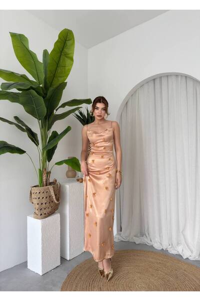 EtikaOnline Cera İp Askılı Çiçekli Saten Elbise