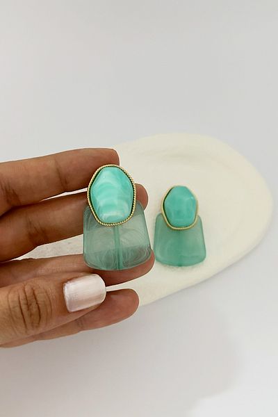 DELEIZA ACCESSORY Water Green Modern Form Earrings