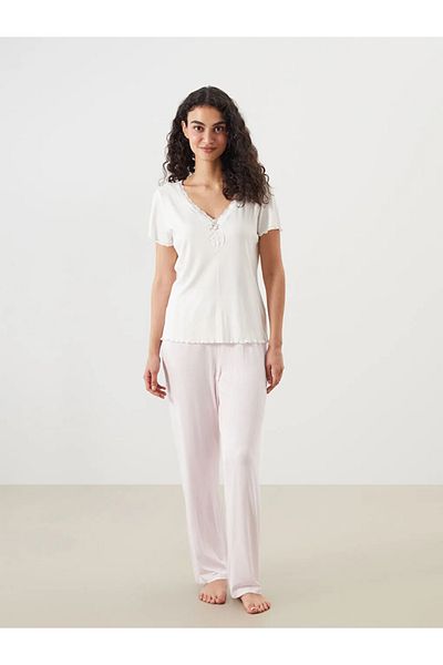 LC Waikiki Lcw Dream Pink V-Neck Lace Detail Women's Pajamas Set