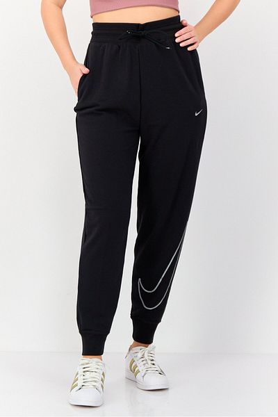 Nike Women Standard Fit 7/8 Training Sweatpants, Black