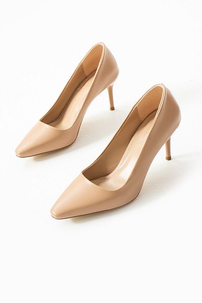 Güllü Shoes Piele vegană bej cu detalii aurii cu vârf ascuțit Toc subțire Stiletto pentru femei |   Pantofi eleganti de birou și de seară