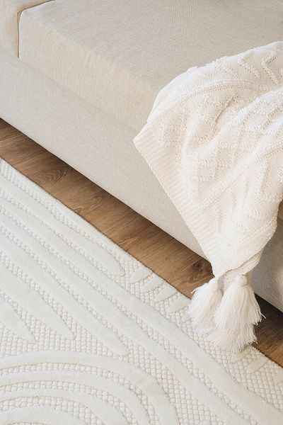 KONFOR Vola 2906 Soft-Textured Modern Living Room, Kitchen, Corridor Rug – Cream, Non-Dust Machine-Made Rug
