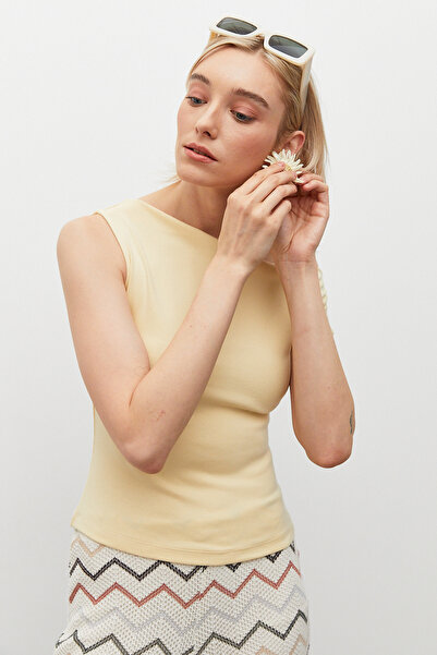 urban focus Asymmetric Collar T-Shirt