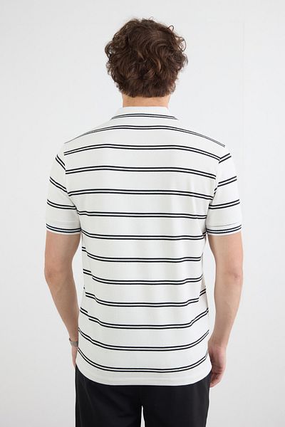 Fulla Moda Μπλουζάκι με ριγέ μισό φερμουάρ με γιακά πόλο