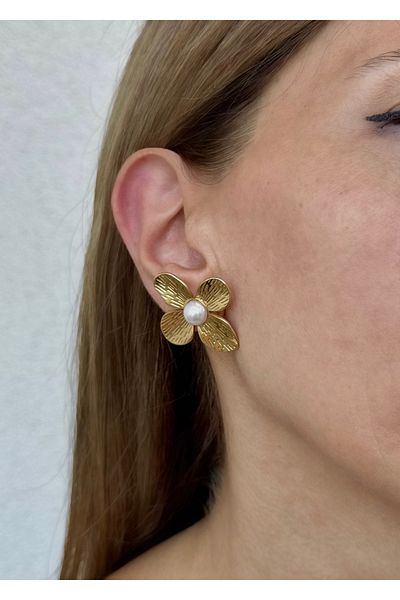 Home Sihra Accessories Flower Earrings with Steel Pearls Nail Model Earrings