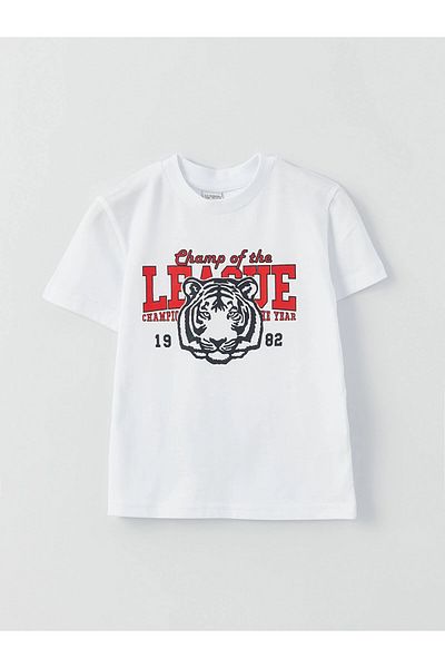LC Waikiki Lcw Kids White Crew Neck Printed Short Sleeve Boys T-Shirt and Shorts