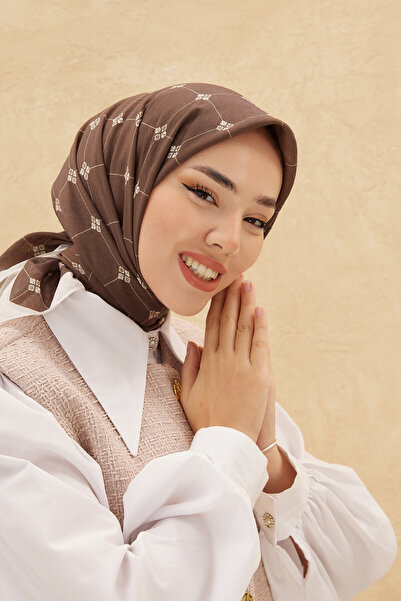 Silk Home Olinda Scarf - 48001 - 04 - Bitter Brown, Ecru