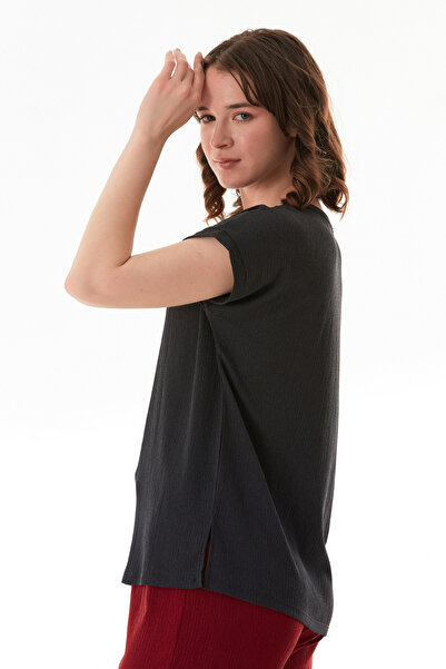 Fulla Moda Μπλουζάκι με λαιμόκοψη V με σχισμές στο πλάι