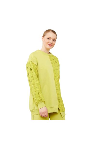 Levidor Sports Suit with Lace Garnish and Stitching Detail Trousers
