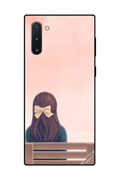 Covernex غطاء حماية لهاتف سامسونج جالكسي نوت 10 - فتاة جميلة على مقعد