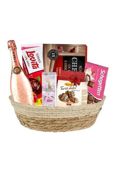 OEM Gift basket meant to impress, ZAREA ROYAL GOLD, ROSHEN chocolate biscuits and candies