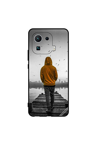 Covernex غطاء حماية لهاتف شاومي مي 11 برو - فتى حزين يمشي