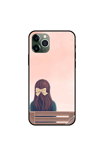 Covernex غطاء حماية لجهاز iPhone 11 Pro Max بتصميم فتاة جميلة على مقعد