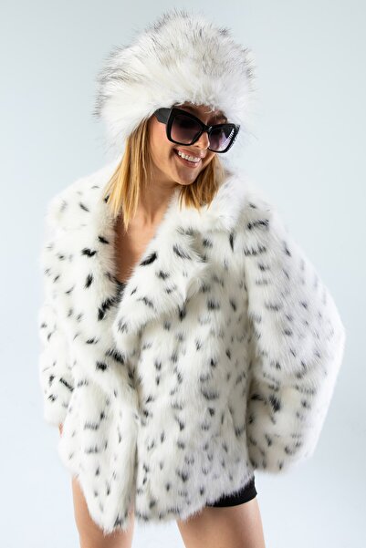 Butic Kadın Siyah Beyaz Desenli Yapay Kürk Kaban