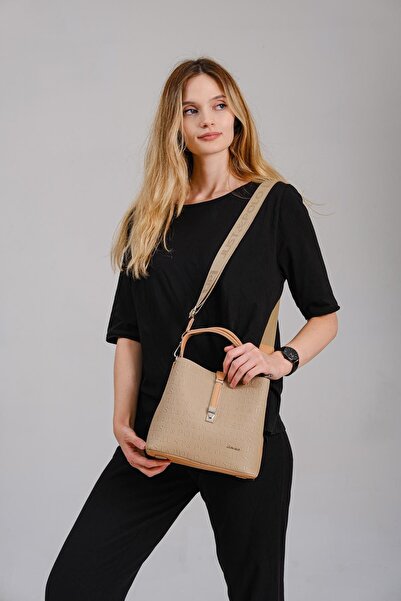 Just Polo حقائب كتف نسائية أصلية من Just Polo الأكثر تقييمًا مناسبة للاستخدام...