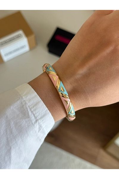 RoseandRoses Juann mineli handcuff bracelet