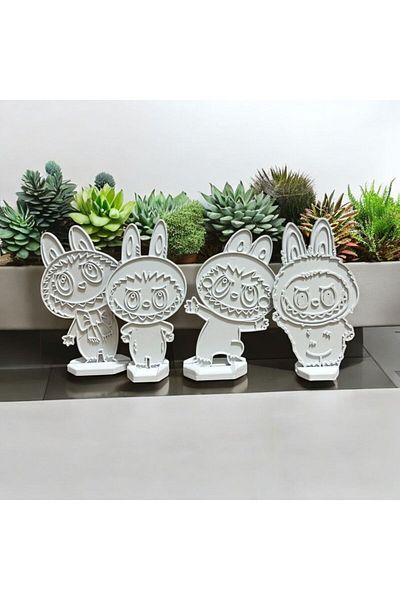 mika house Children's Activity 4 Painting Figures (Unpainted)