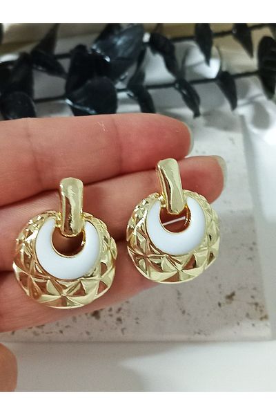 mos&more White Enamel Stylish Women's Earrings