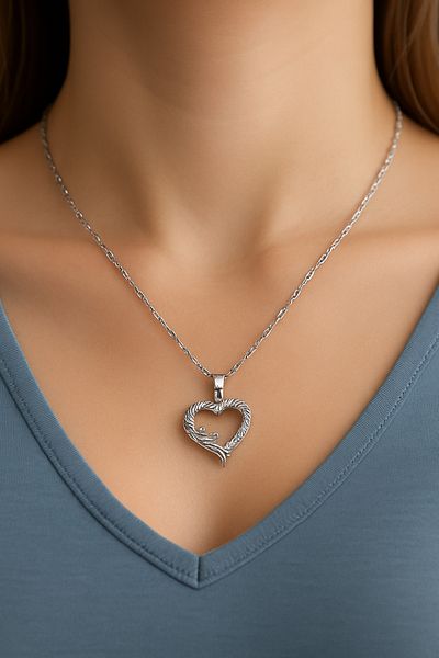 Butik Steel Valentine's Knot Heart Necklace Hollow Heart Silver