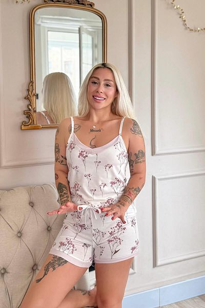 Pijamaevi Rose Petal Patterned Bamboo Women's Pajama Set with Rope Strap Shorts