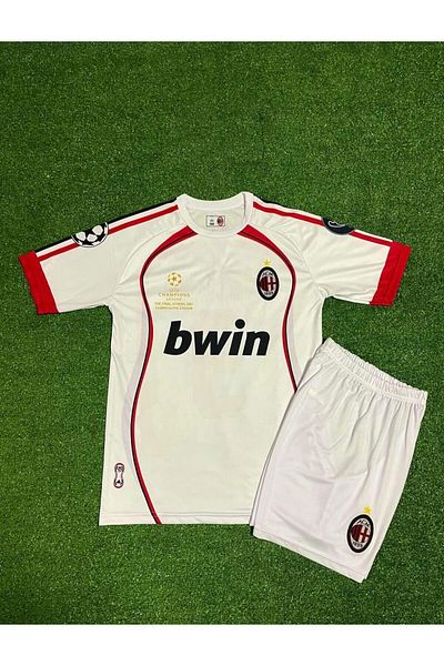 After Party Milan 2007 Kaka Kids Jersey (Λευκό) εναντίον αθλητή AG