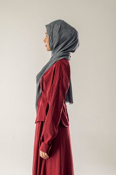 FLEUR SOİE Ashen Drift Patterned Woven Cotton Shawl