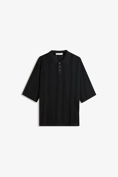 Bershka قميص بولو مخرم ذو ملمس مميز