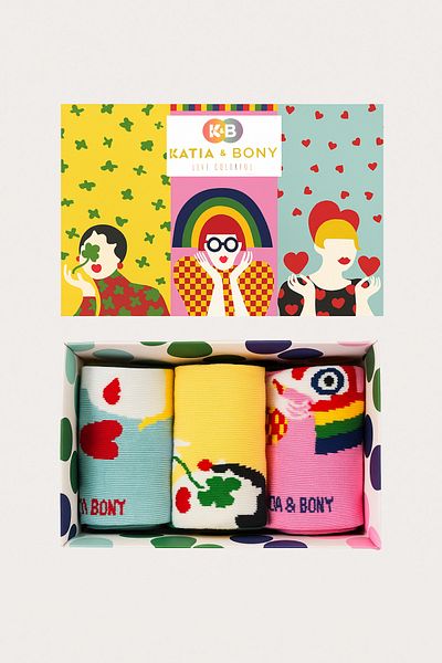 Katia&Bony Women's Face Figured 3-Piece Boxed Socks