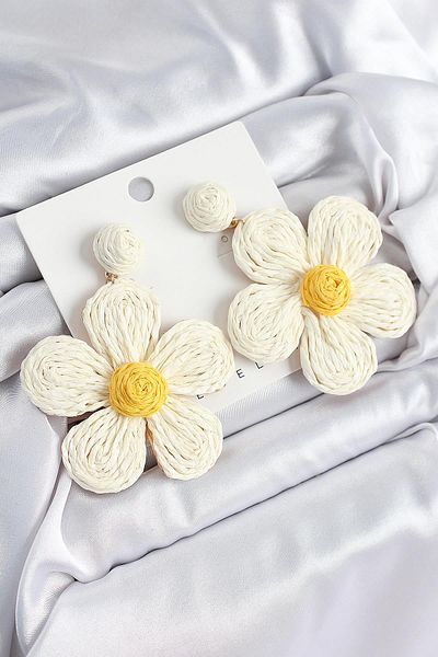 Celira Brass Cream Daisy Model Gold Color Women's Straw Earrings