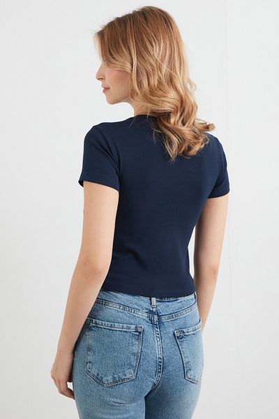 Fulla Moda Basic Crop T-Shirt with Stoppers on the Sides