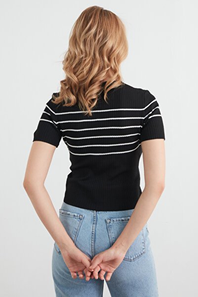 Fulla Moda Μπλούζα πλεκτή με ριγέ κορδόνι με λαιμόκοψη
