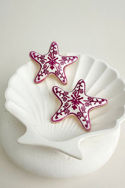 Modex Flower Patterned Starfish Earrings (5cm)