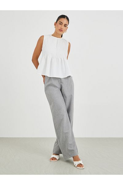 Styli Pleated Peplum Ruffled Hem Top