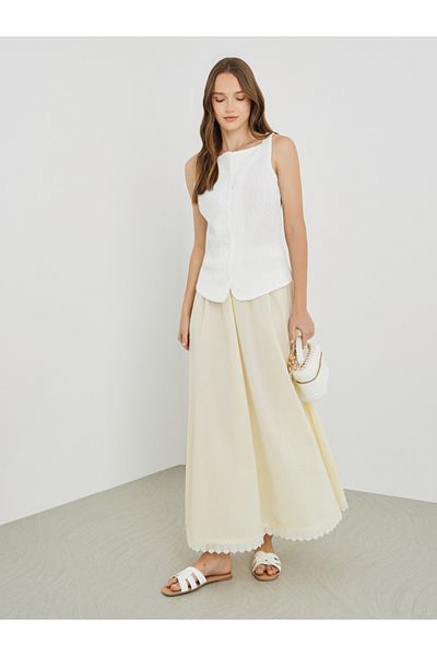 Styli Solid Lace Hem A-Line Maxi Skirt