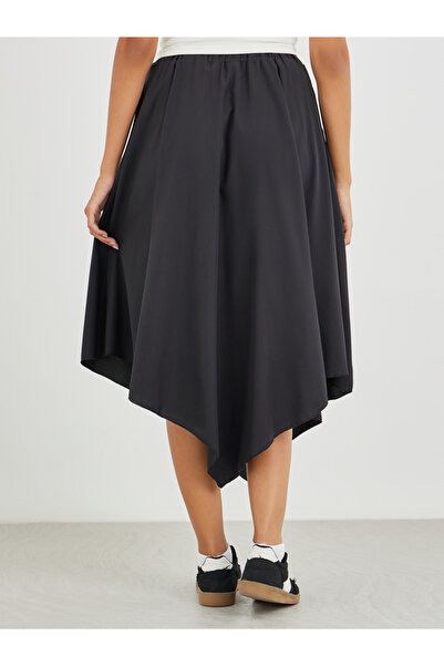Styli Solid Asymmetric Hem Midi Skirt