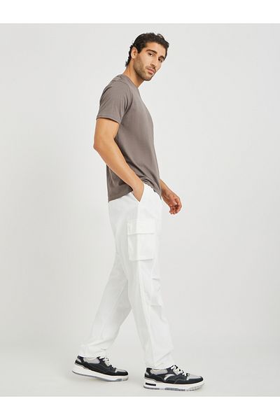 Styli Oversized Open Hem Cargo Joggers with Panel Detail