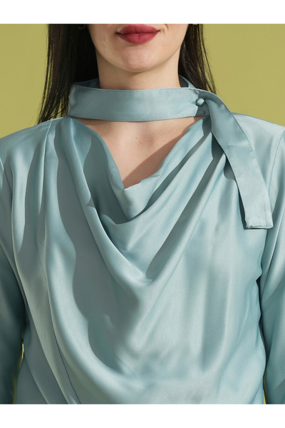 Globus By Styli Solid Cowl Neck Stain Top with Tie-Up Detail