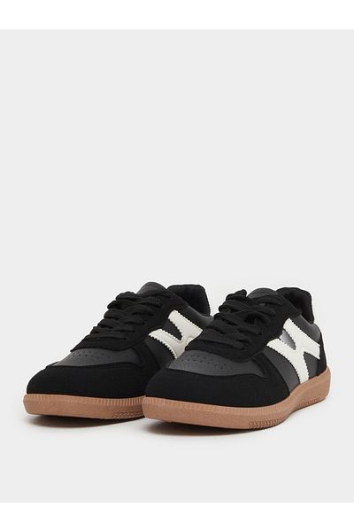 Styli Panelled Lace Up Sneaker