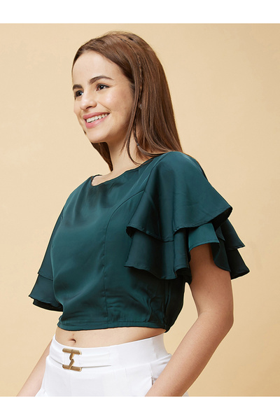 Globus By Styli Solid Layered Flared Sleeve Cropped Top