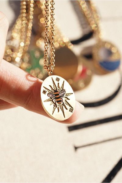 AŞIK ACCESSORIES Stainless Steel Starry Bee Locket Necklace