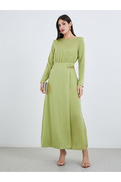 Styli Plain Long Sleeves A-Line Maxi Dress with Chain Detail