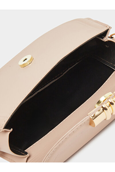 Styli Solid Shoulder Bag with Chain Strap