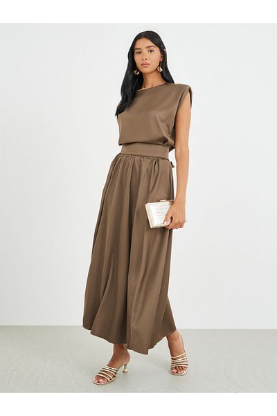 Styli Solid Sleeveless Top and Pleated Midi Skirt Co-Ords