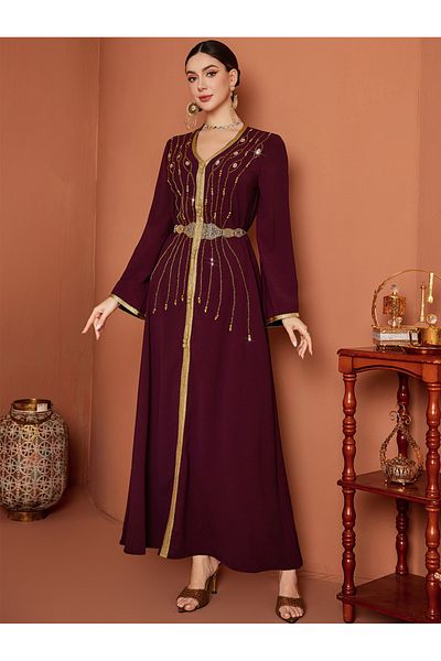 Take Two By Styli جلابية مطرزة بالخرز مع حزام من الدانتيل
