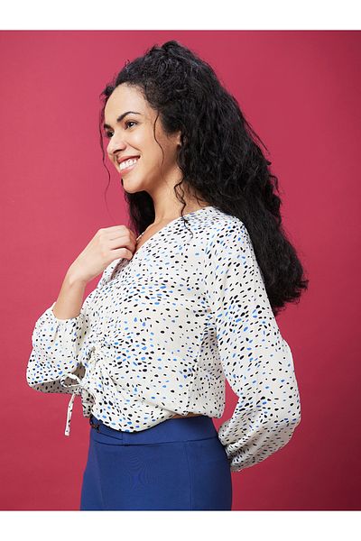 Globus By Styli Printed V-Neck Ruched Detail Crop Top