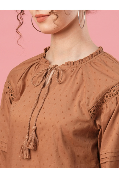 Globus By Styli Textured Dobby Tie-Up Neck Lace Insert Top